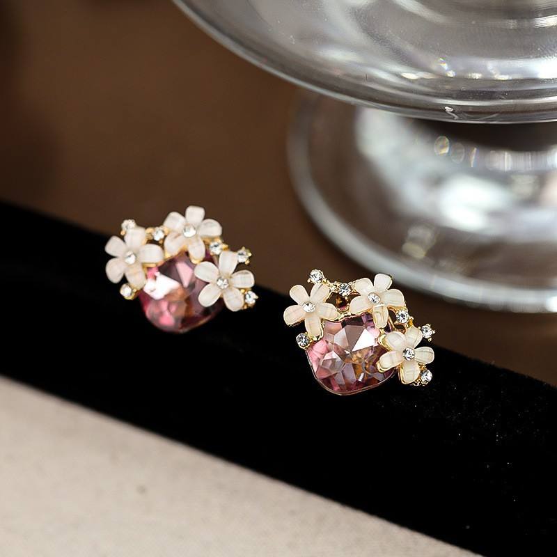 Women's Golden Flower Basket Earrings Detail, Elegant Floral Fashion Jewellery, Cute Summer Earrings for Women & Girls
