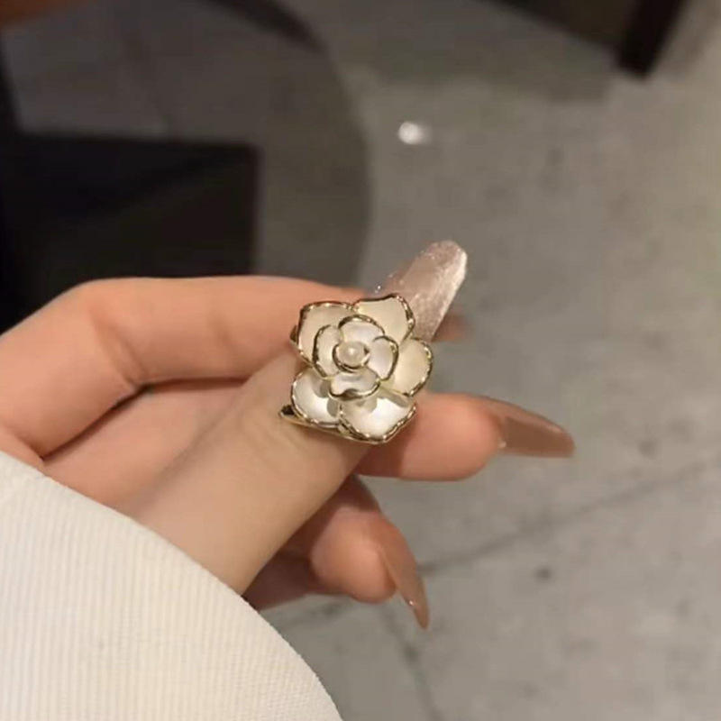 Ring Flower Rings  Cute Luxury Elegant Ring – for Women