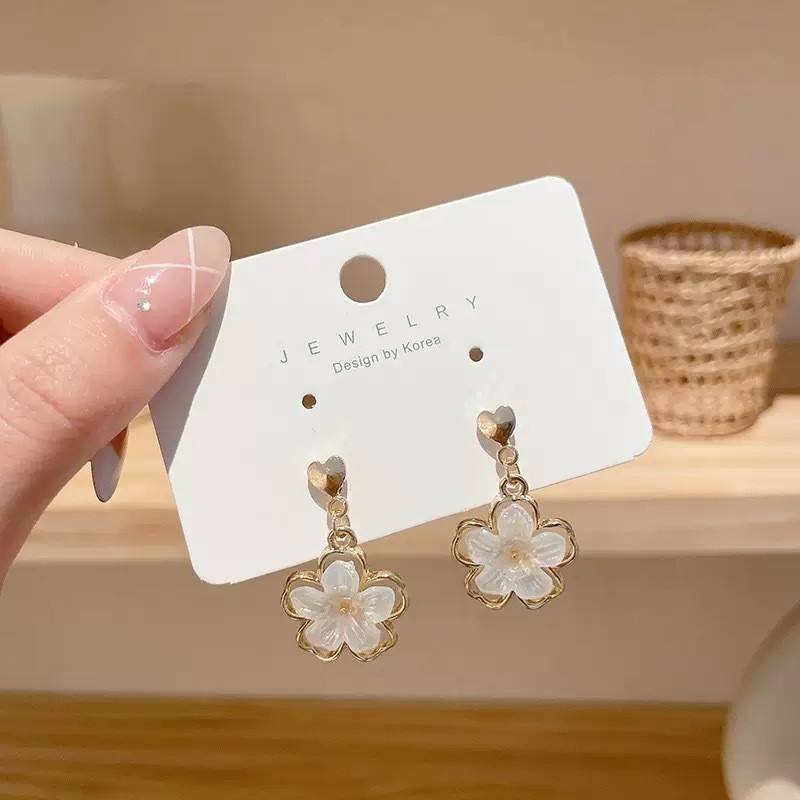 Flower Drop Earrings for Women – Dangle Statement Jewellery