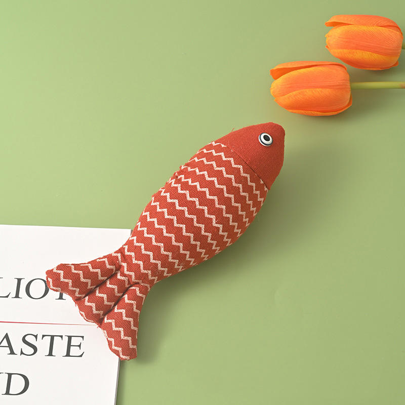 Realistic Fish-Shaped Catnip Plush Cat Toy, Soft Interactive Kicker & Chew Play Toy, Assorted Aquatic Fish Designs for Indoor Cats