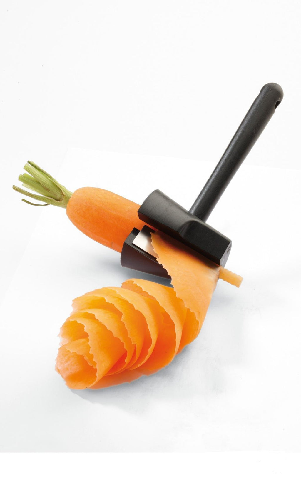Carrot Curler and Peeler Black Carrot Spiral Shred Slicer Root Vegetables Fruits Slicer Sharpener Garnishing Tool