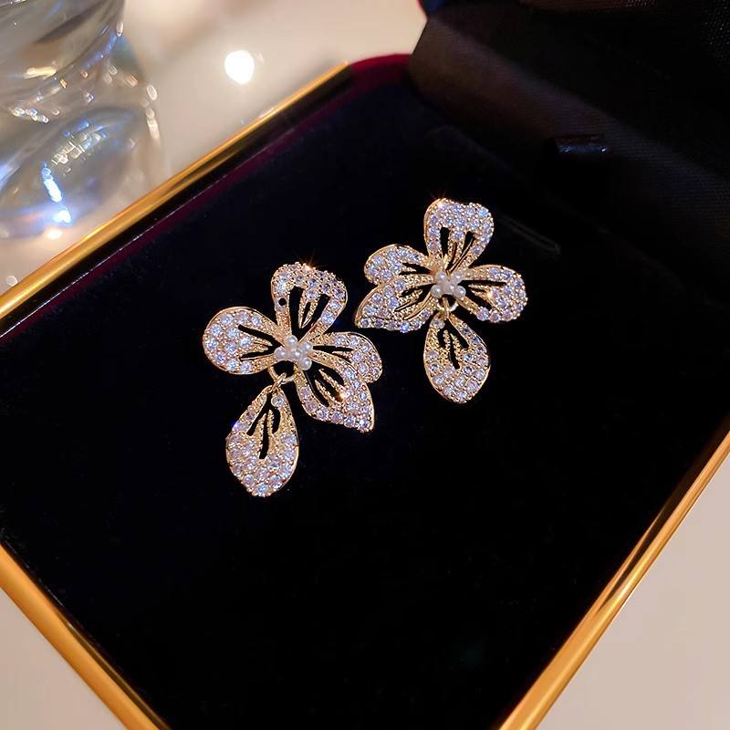 Flower Crystal Earrings for Women –  Statement Jewellery