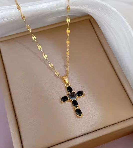 Classical Cross Pendant Necklace – Crossl Pendant for Women golden. Sparkling Black Stone Pendant with Delicate Link Chain – Religious Jewellery Gift